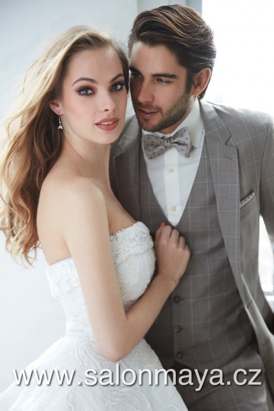 Madison James MJ371 VÝPRODEJ 14900 KČ MJ371C-SandstoneTux.jpg