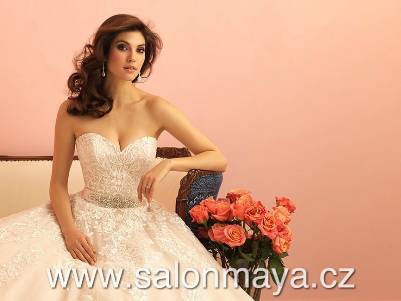 Allure Bridals - Romance 2858 VÝPRODEJ - 4900 KČ allure-bridals-2858-wedding-dress-02.297.jpg