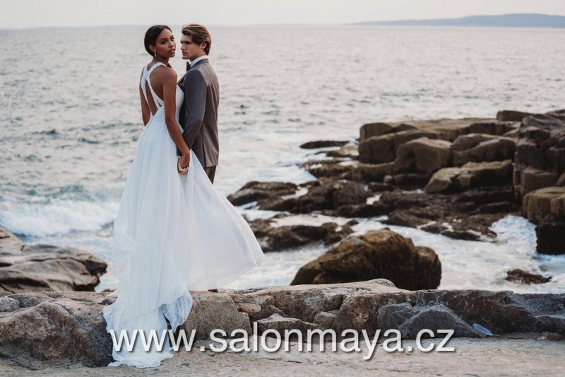 Allure Bridals 3205 VÝPRODEJ 11900 KČ 3205-h-cafetux-ad3_a87efb692e79826fef0df607e21e99ed.jpg