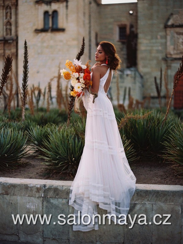Allure Bridals F154 VÝPRODEJ 14900 KČ F154-Grace-B4_a87efb692e79826fef0df607e21e99ed.jpg