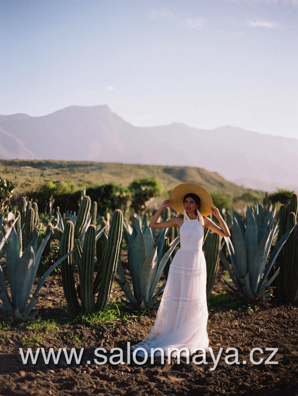 Allure Bridals F154 VÝPRODEJ 14900 KČ F154-Grace-F3_a87efb692e79826fef0df607e21e99ed.jpg