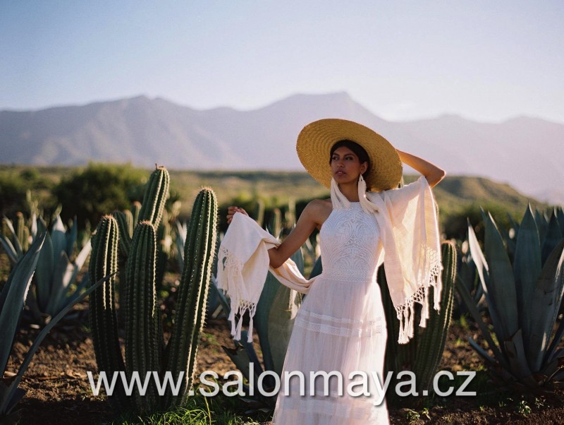 Allure Bridals F154 VÝPRODEJ 14900 KČ F154-Grace-H2_a87efb692e79826fef0df607e21e99ed.jpg