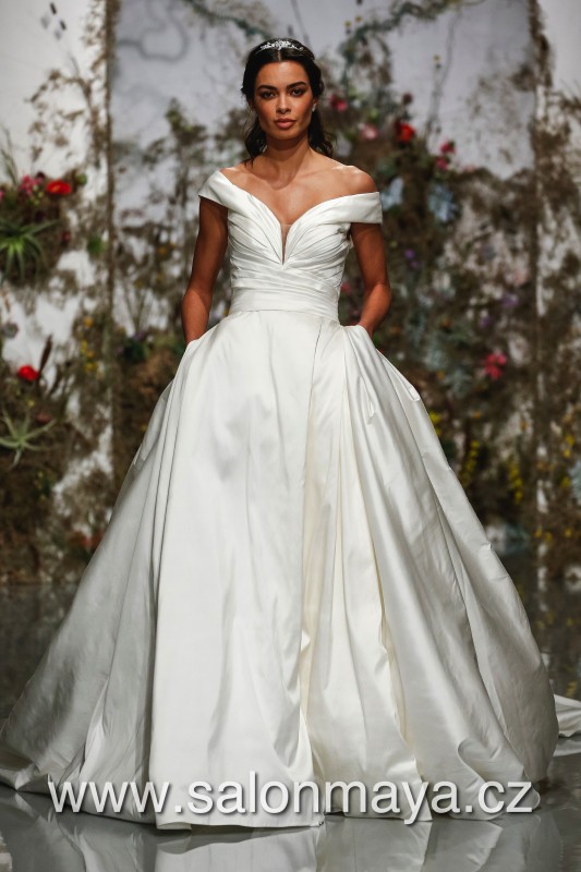 Mori Lee 2098 VÝPRODEJ 13900 KČ FW19DLR_Morilee_246.jpg