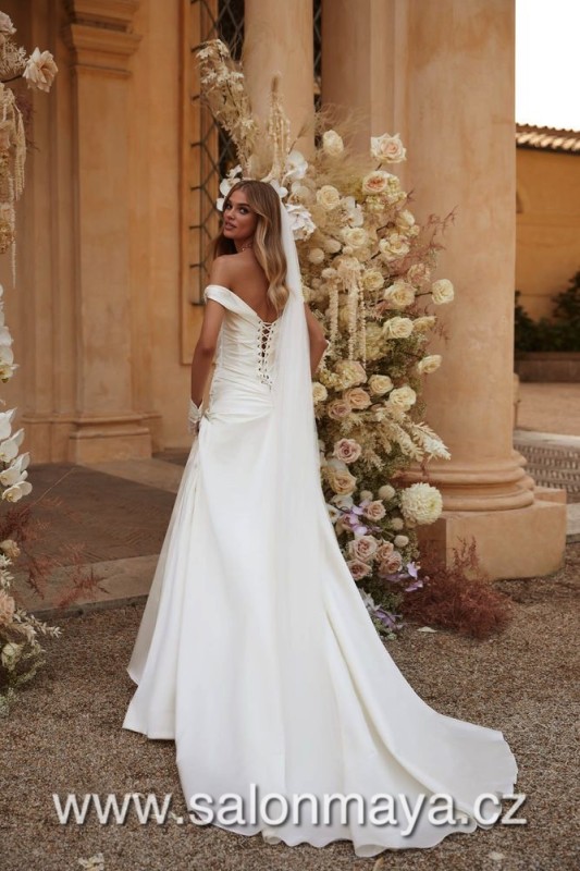 Milla Nova Viviana viviana2_wm.jpg