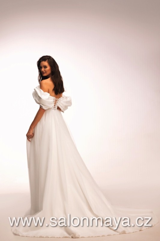 Jasmine - Rossa rossa-tenderness-of-touch-collection-katy-kiss-2024-4_600x900.jpg